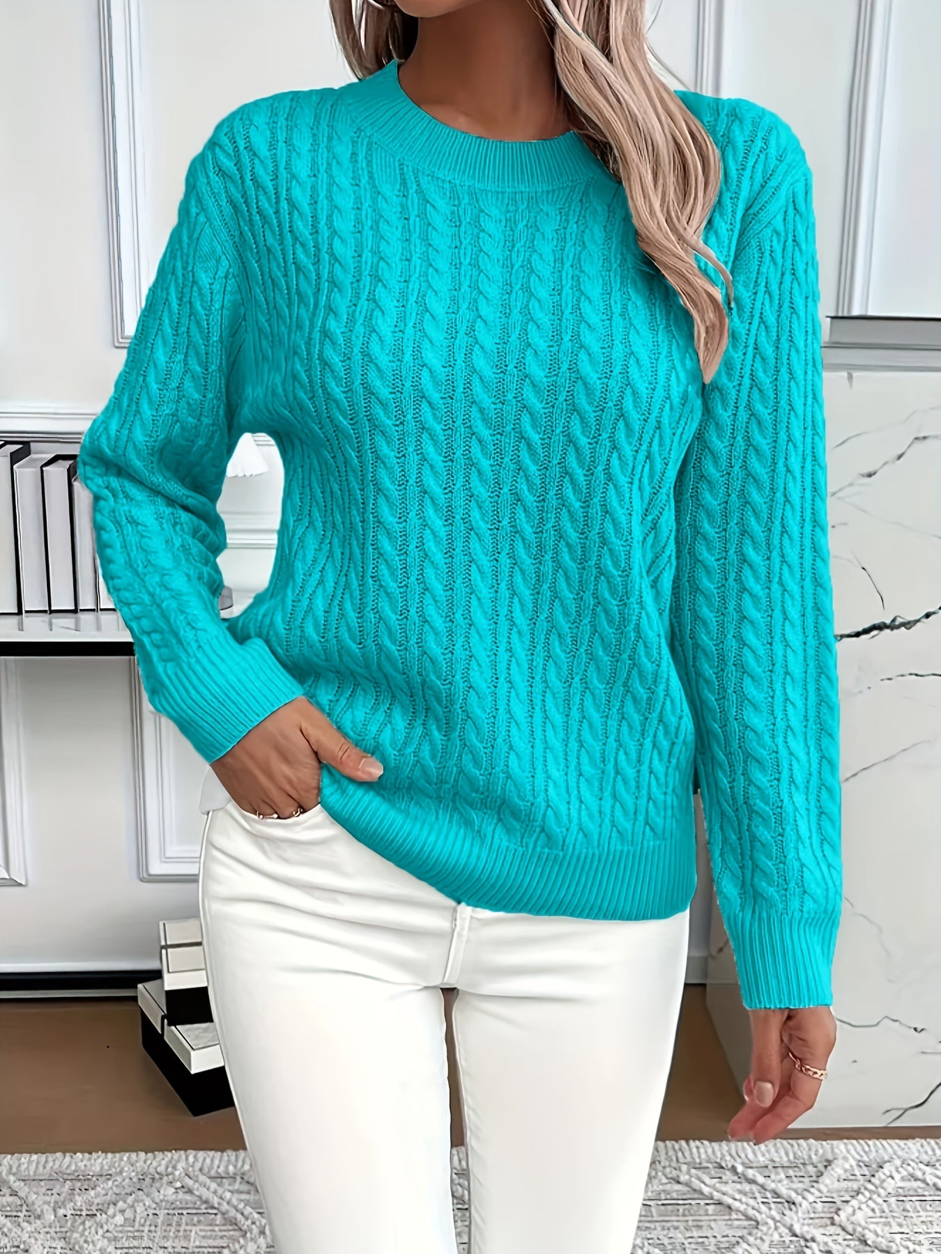 Faye | Cable-Knit Round Neck Sweater