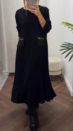 Isenelle - Casual Pleated Dress with Round Neck and Pockets