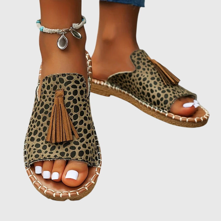 Claire | Stylish Dotted Orthopedic Sandal