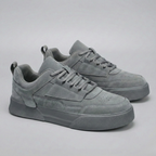 Tom | Montford Classic Trainers