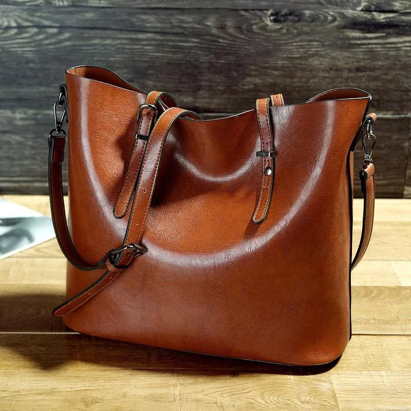 Nicole - Vintage leather look shoulder handbag