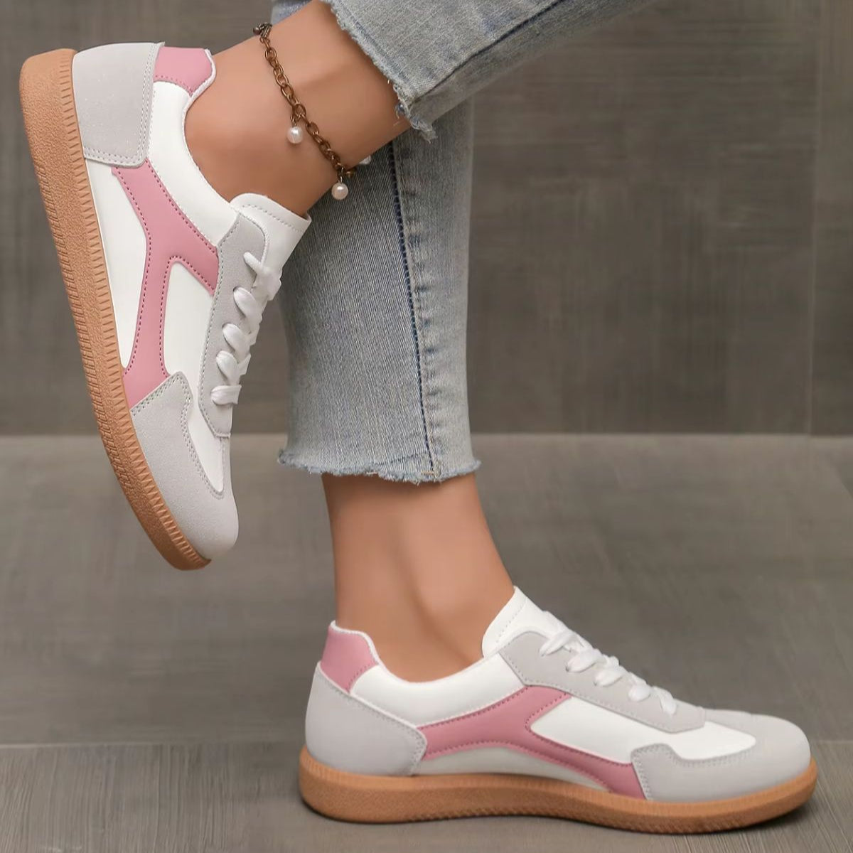 Livie | Sneakers