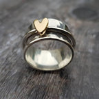 Mely - Silver ring with golden heart