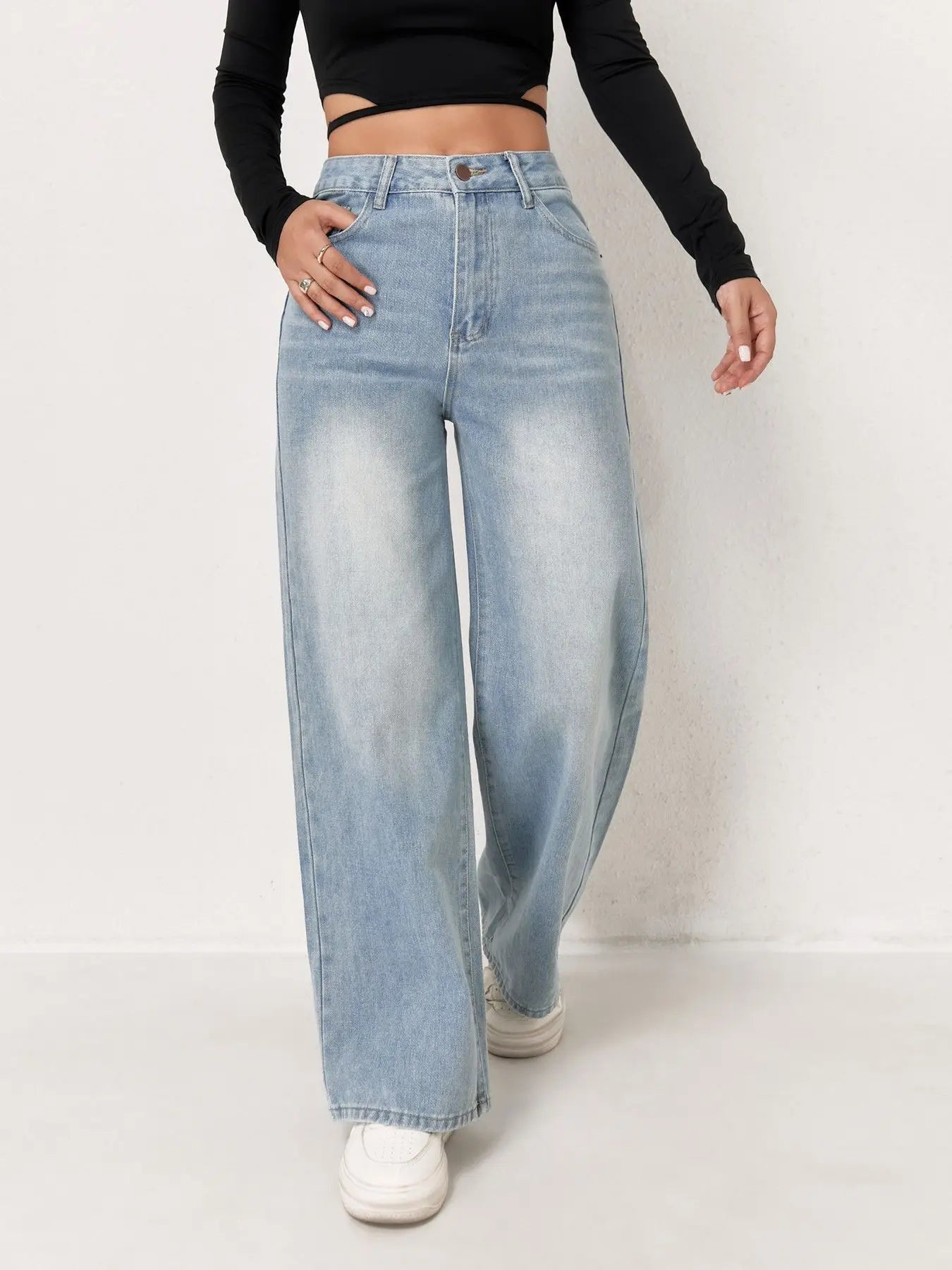 Casual Women's Jeans – Effortless Style and All-Day Comfort