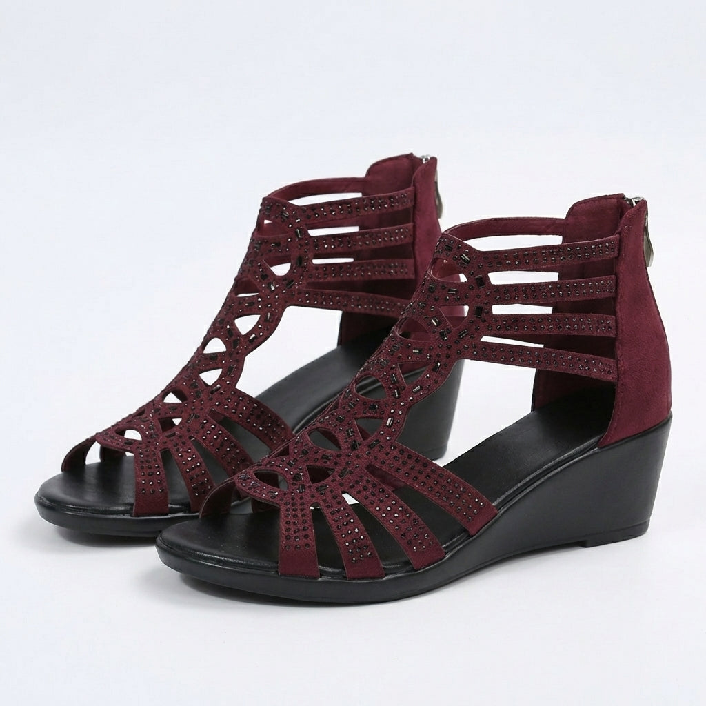 Comfortable orthopedic sandals in a soft beige color with a stylish, modern design. 9