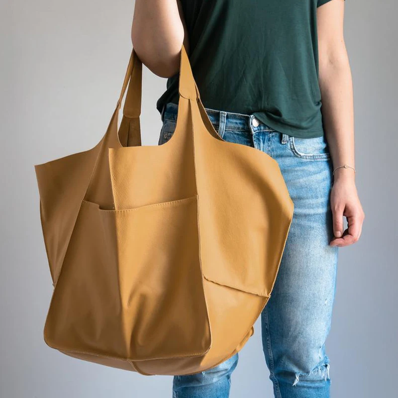 Miss Bradshaw Slouch Bag