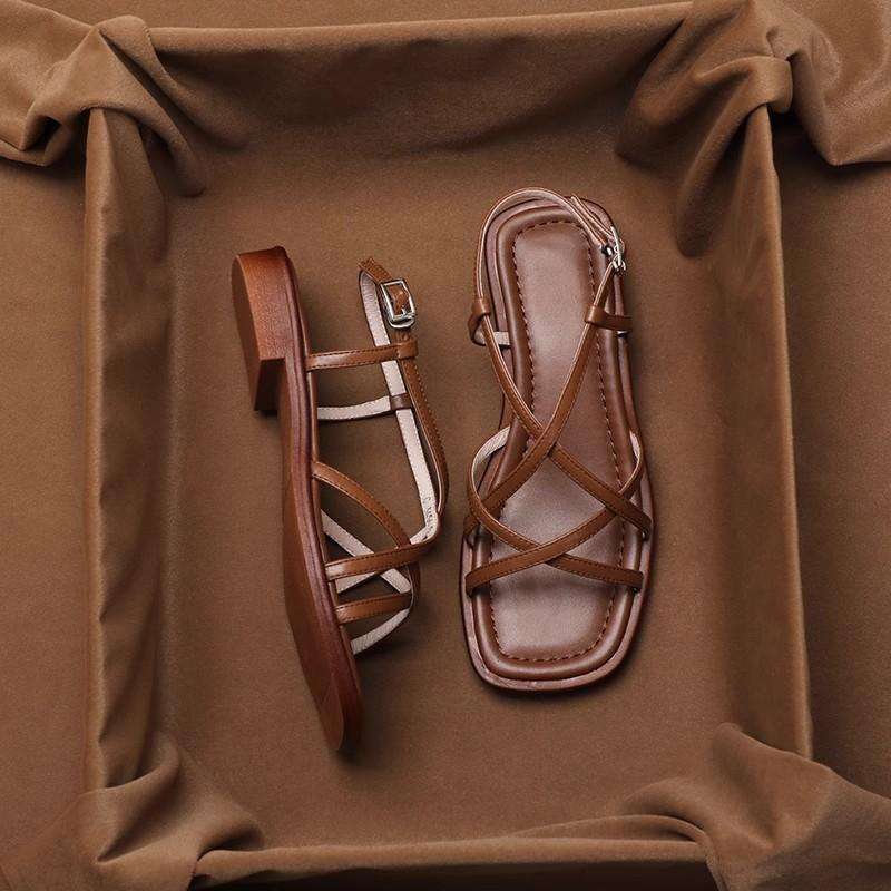 Vittoria Strap Sandals featuring orthopedic cushioning and made from stylish vegan leather, perfect for comfort and support. - 2