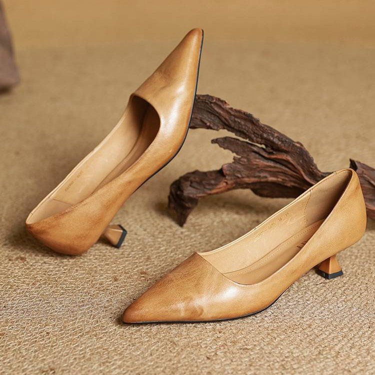 Sera Leather Heels | Top-Grain Cowhide, Elegant 4.5 cm Kitten Heel - 7