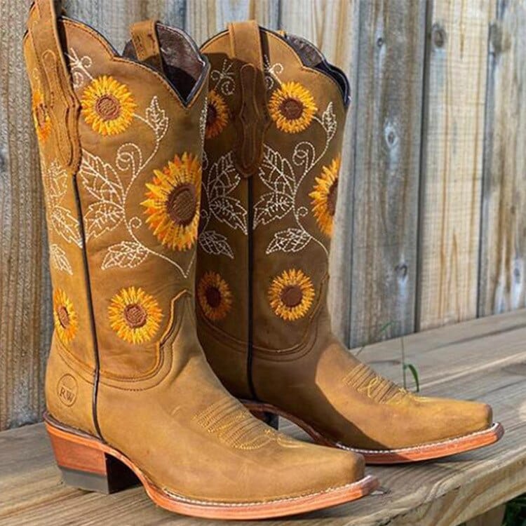 Daisy | Mae Boots
