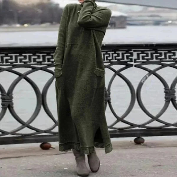Delphine - Casual and warm long velvet dress