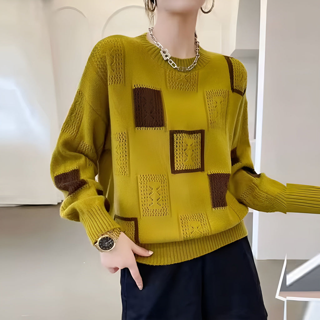 Britte Luxury Pullover – close-up