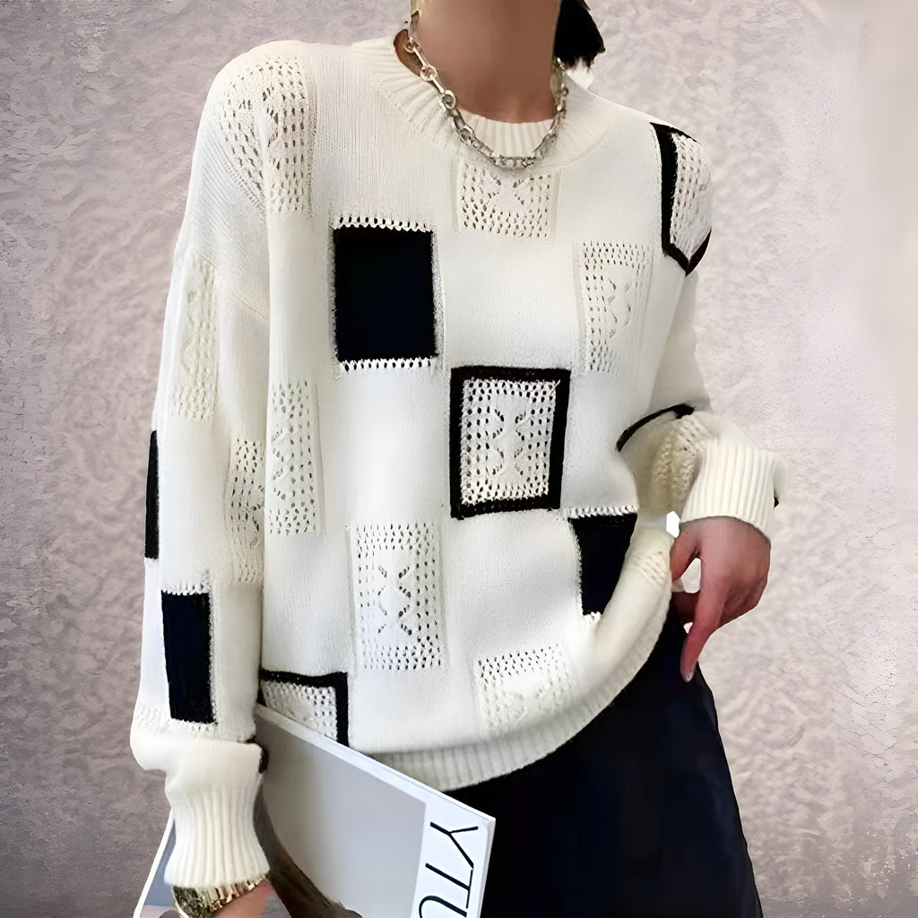 Britte Luxury Pullover – front view