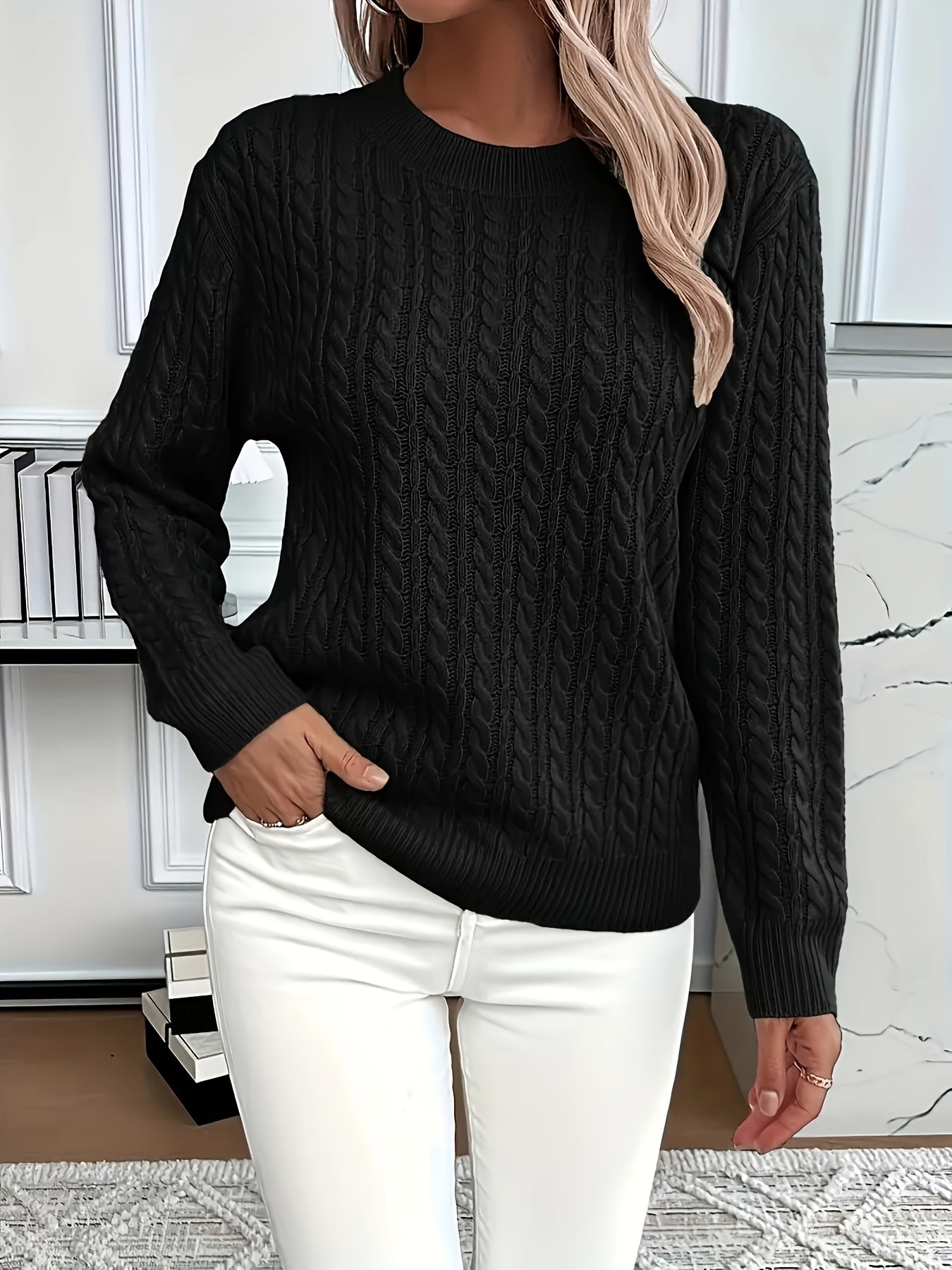 Faye | Cable-Knit Round Neck Sweater