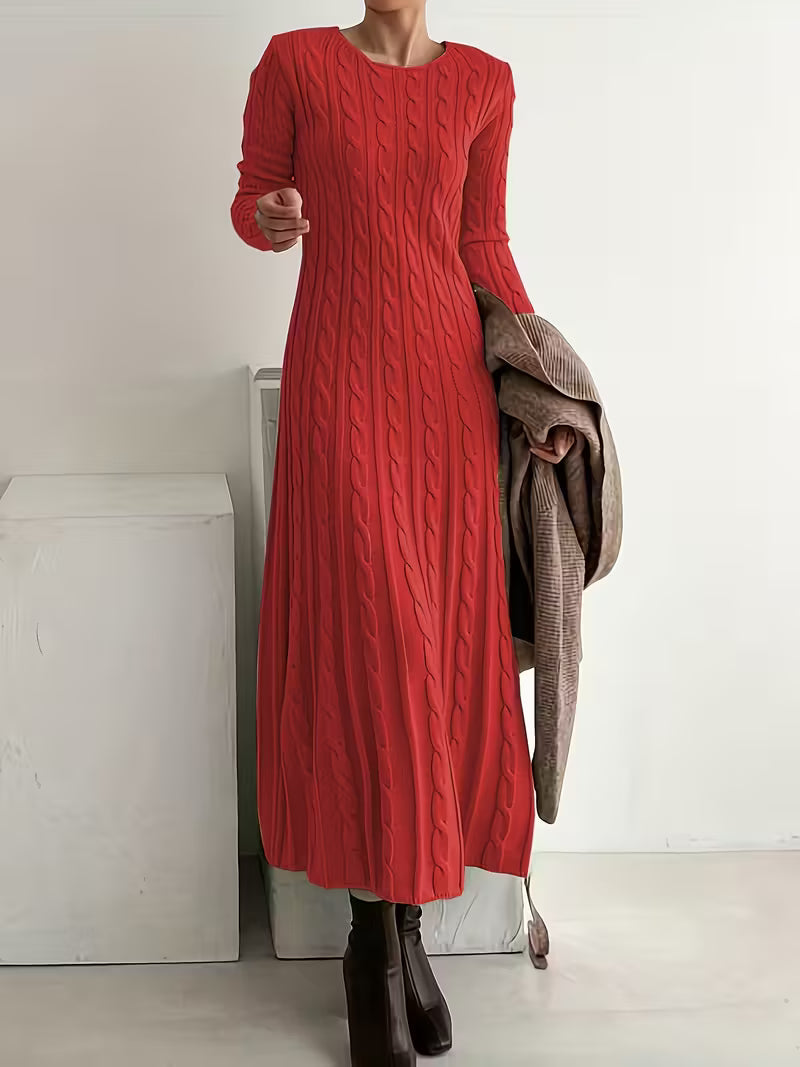 Gwenarielle Long Dress in Textured Knit – detail view