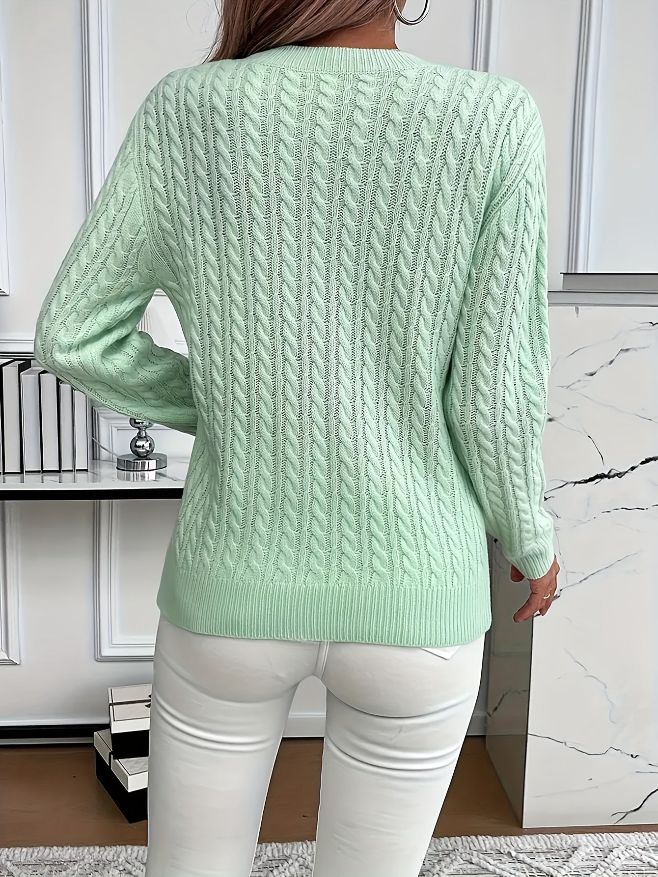 Faye | Cable-Knit Round Neck Sweater