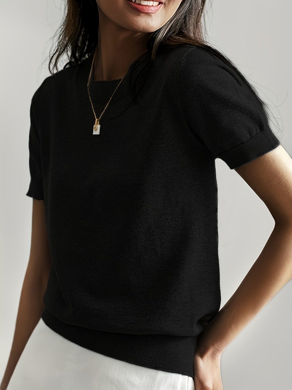 Harriet | Fine-Knit Short Sleeve Sweater
