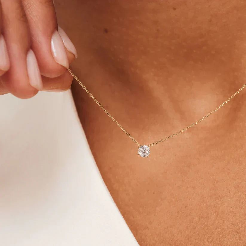 Clea | Moissanite Stone Necklace