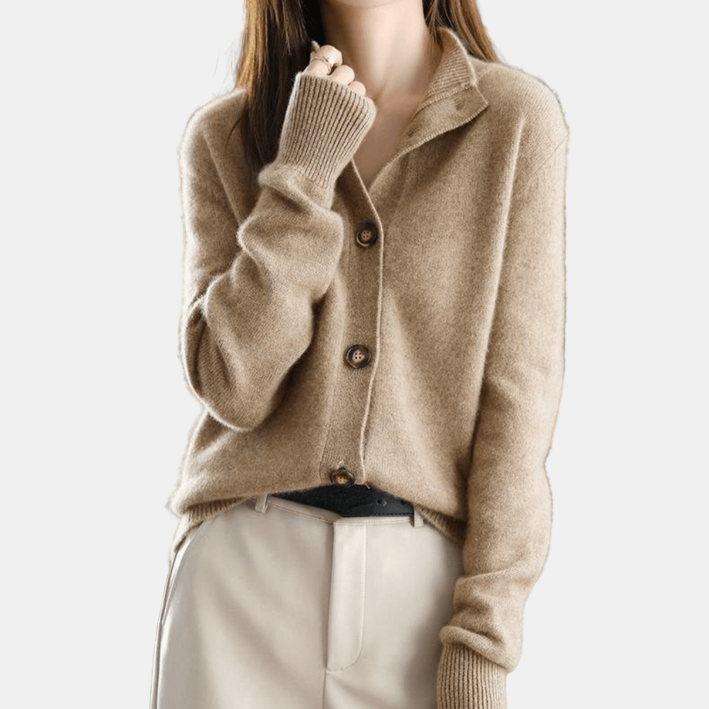 Rianne Luxurious Knit Cardigan – detail view