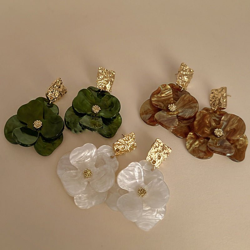 Elegant Fiora Earrings for Women featuring artisan design and high-quality craftsmanship, perfect for adding a touch of sophistication to any outfit. - 2