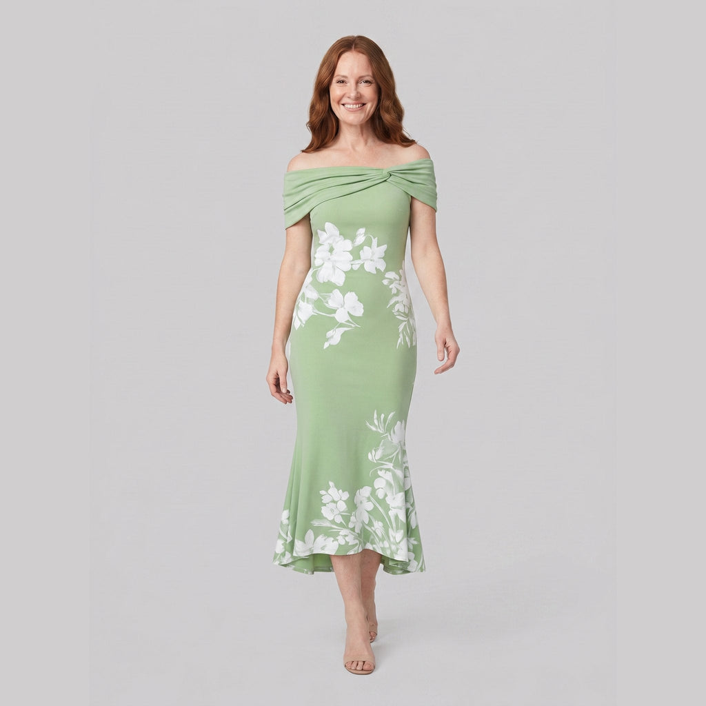 Ivy midi dress green floral pose