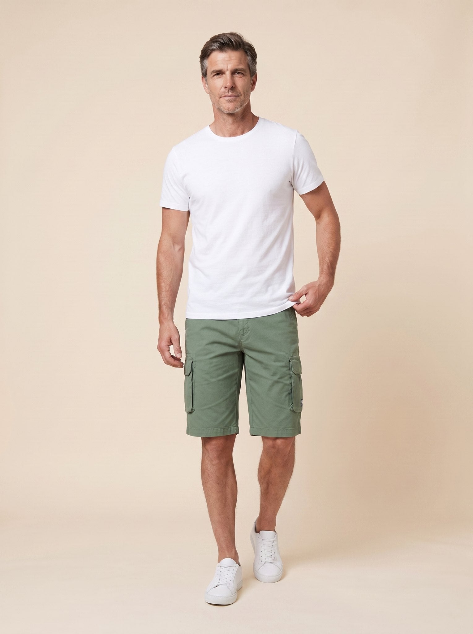 Maverick men's cargo shorts green on model