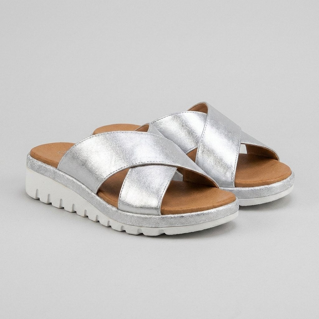 Nicolette orthopedic criss-cross sandals silver