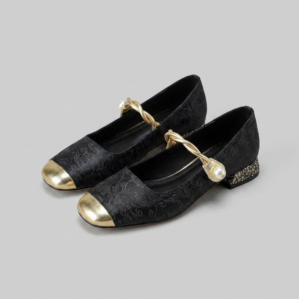 Pera Mary Jane flats black