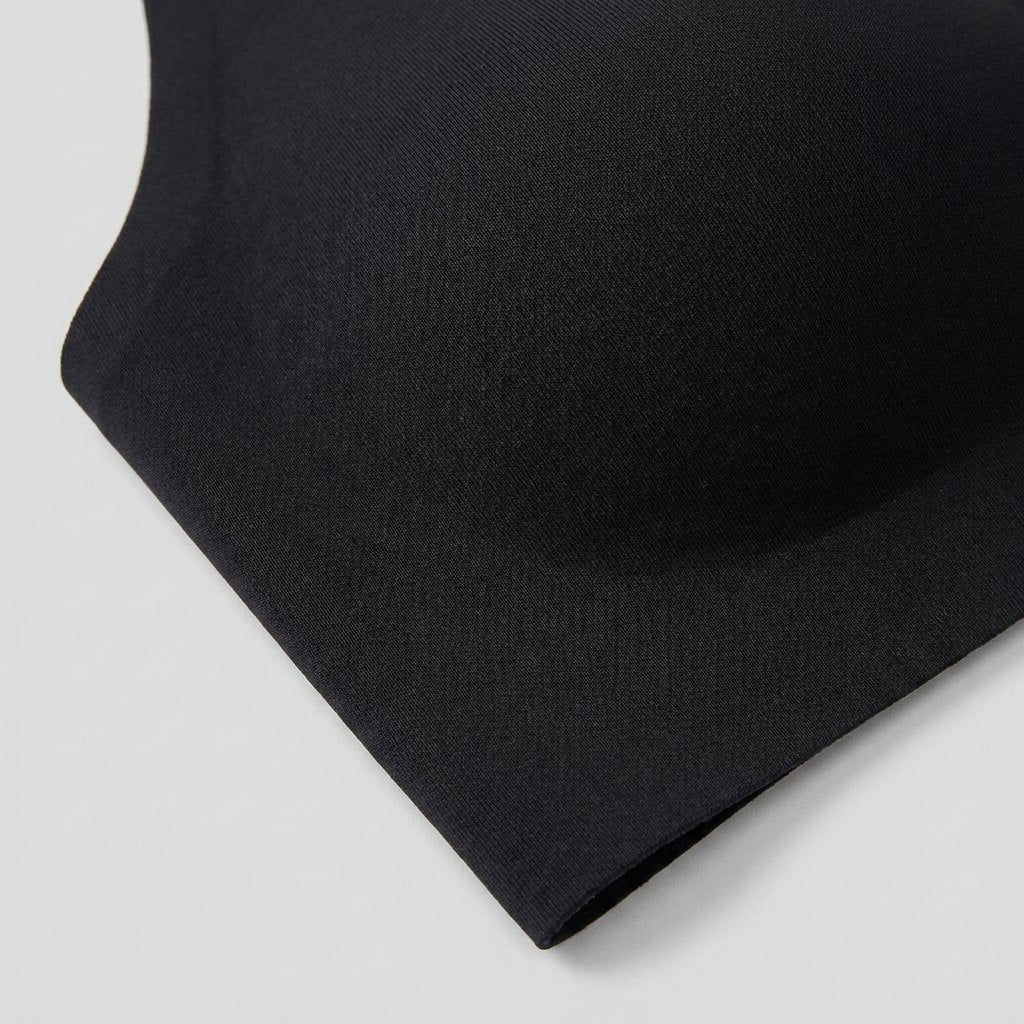 Sleek Deep V Bra seamless fabric detail