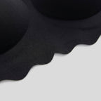 Sofia Wireless Bra scalloped fabric detail