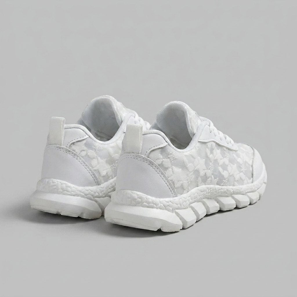 Wanda daily shoes white back