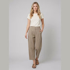 Wander khaki wide-leg pants side pose