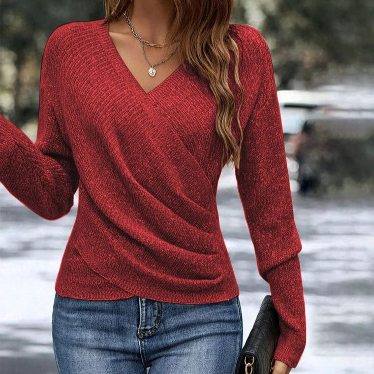 Astrid Pullover by Vera Noir, knit fabric detail view