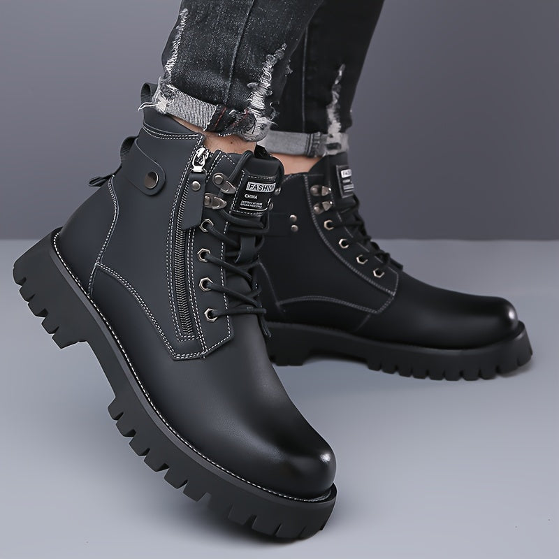 Baxter | Deep-Tread Trail Boots – detail view