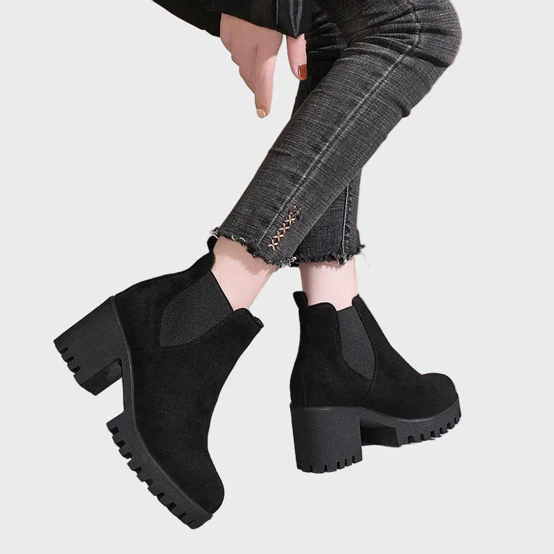 Bobbie Block Heel Short Boots – detail view