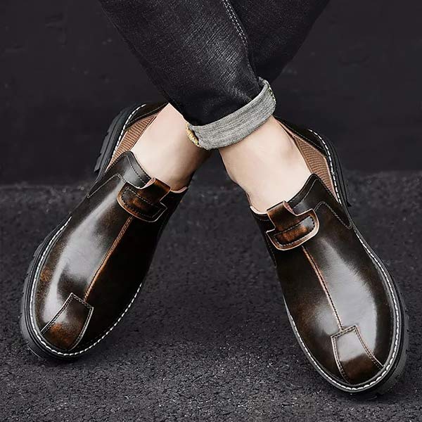 Brody Vintage Chelsea Boots – front view