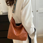 Carys | Elegant Strap Tote Bag – interior view