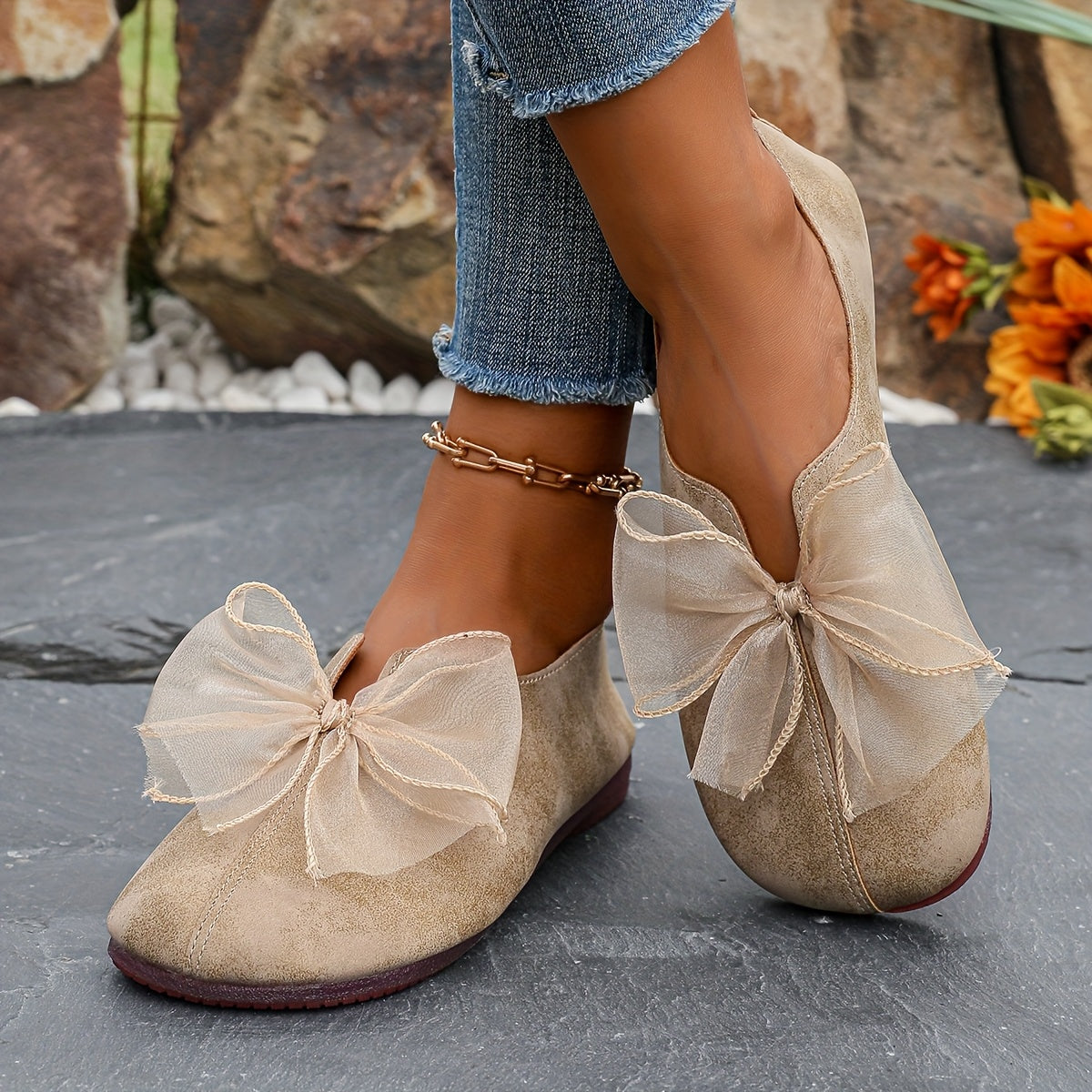 Cecile | Bow-Accent Slip-On Flats – styled view