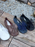 Cecile | Bow-Accent Slip-On Flats – detail view