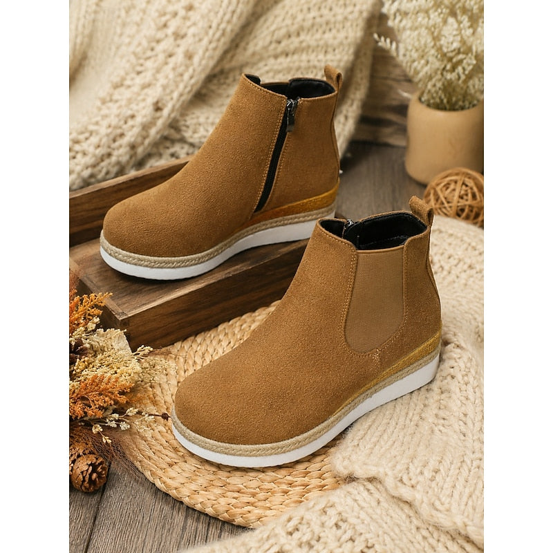 Cerys | Cozy Wedge Ankle Boots – detail view