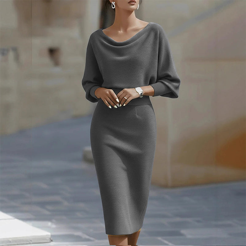Cyranisse Sculpting Dress – back view