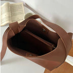Ellaiza | Classic Buckle Shoulder Bag – detail view