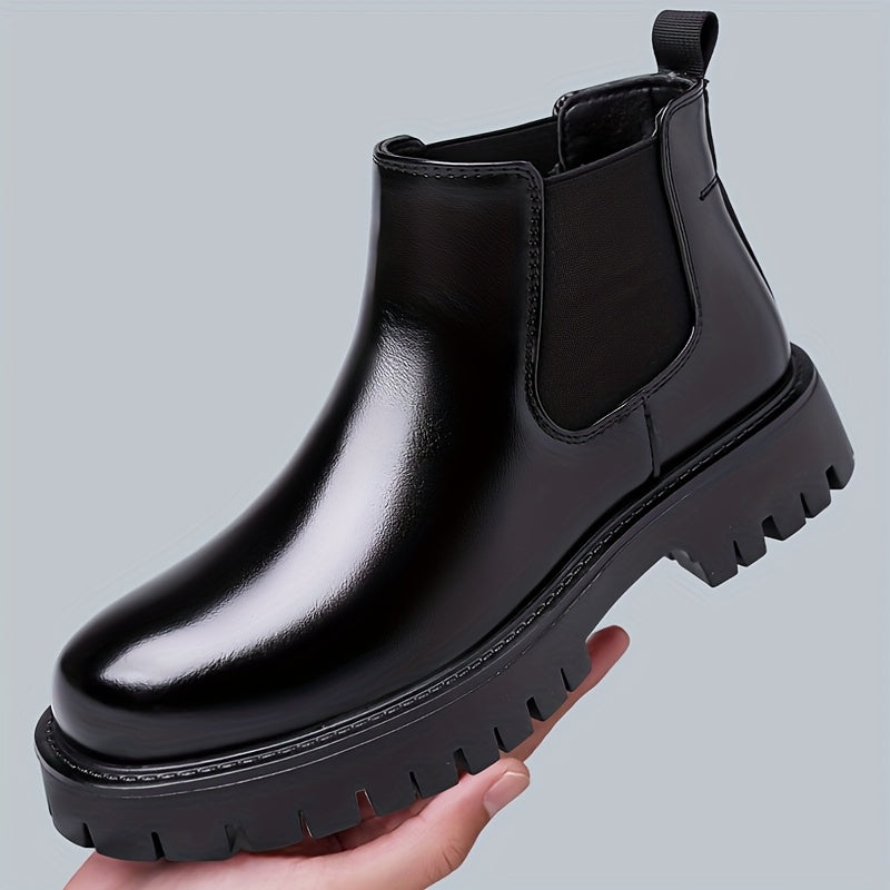 Foster | Elastic-Panel Chelsea Boots – detail view