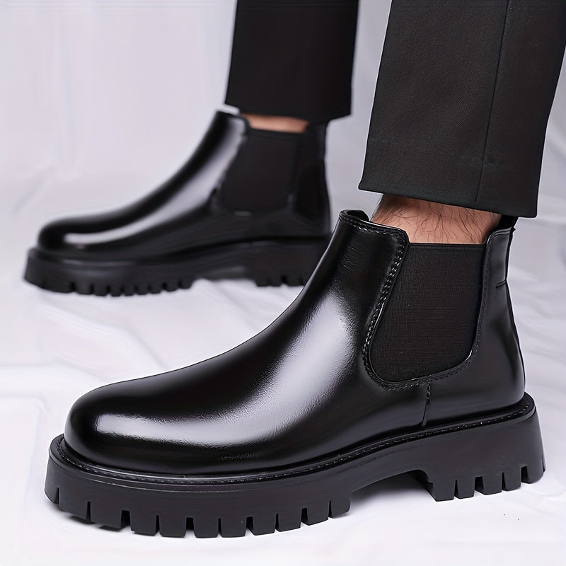 Foster | Elastic-Panel Chelsea Boots – detail view