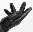 Gerry Men's Leather-Look Winter Gloves by Vera Noir – detail view