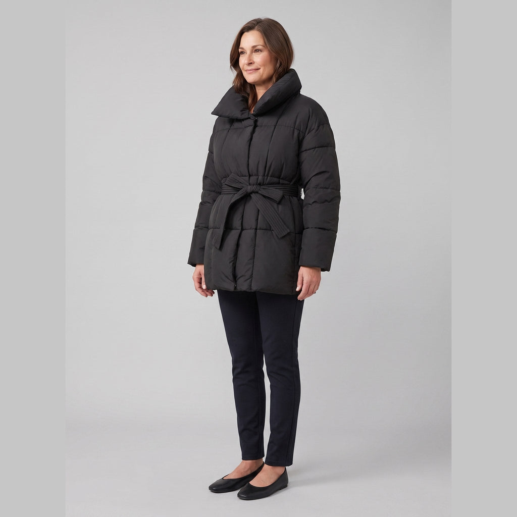 Hazel Belted Puffer Coat in black – side view