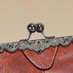 Junelle | Classic Vintage Handbag – close-up