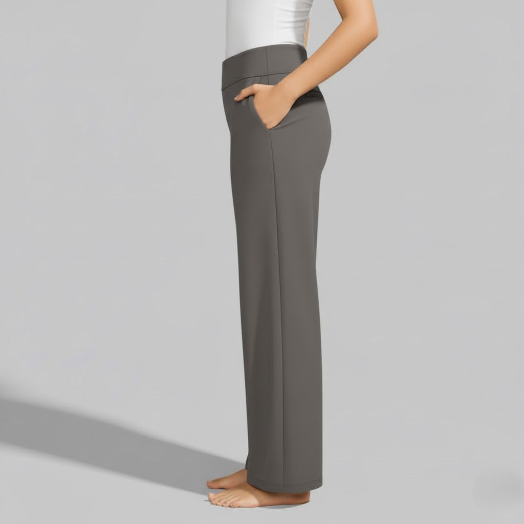 Junessa | Relaxed Wide-Leg Pants – side view