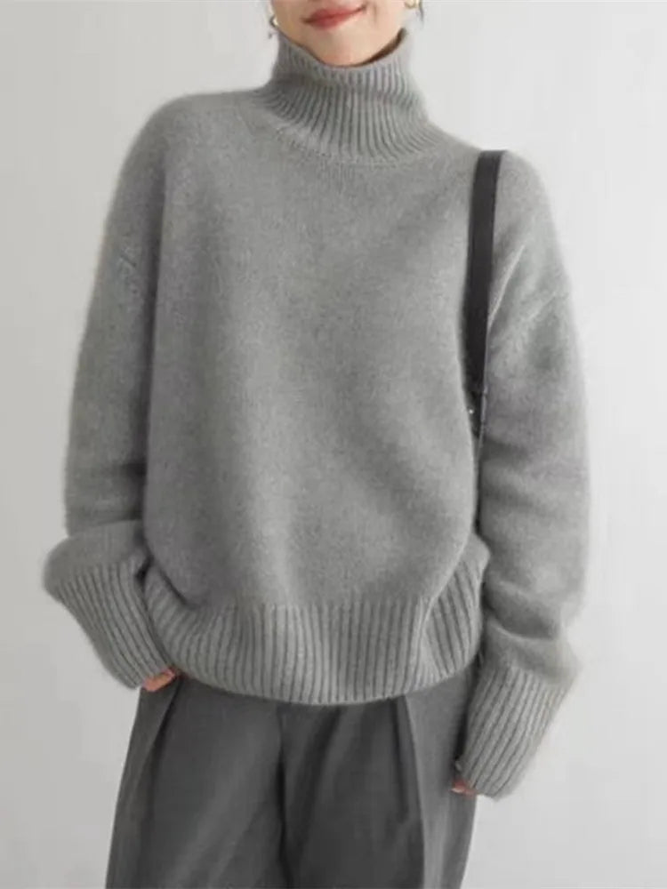 Lin Soft Turtleneck Sweater by Vera Noir – front view