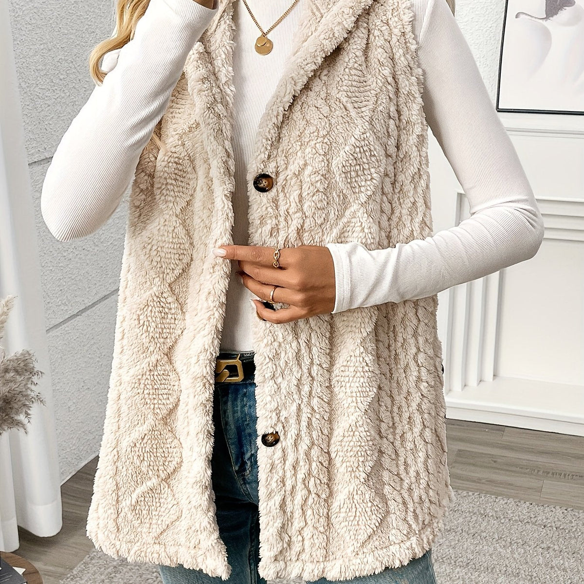 Lorenna | Cozy Hooded Sleeveless Vest – front view