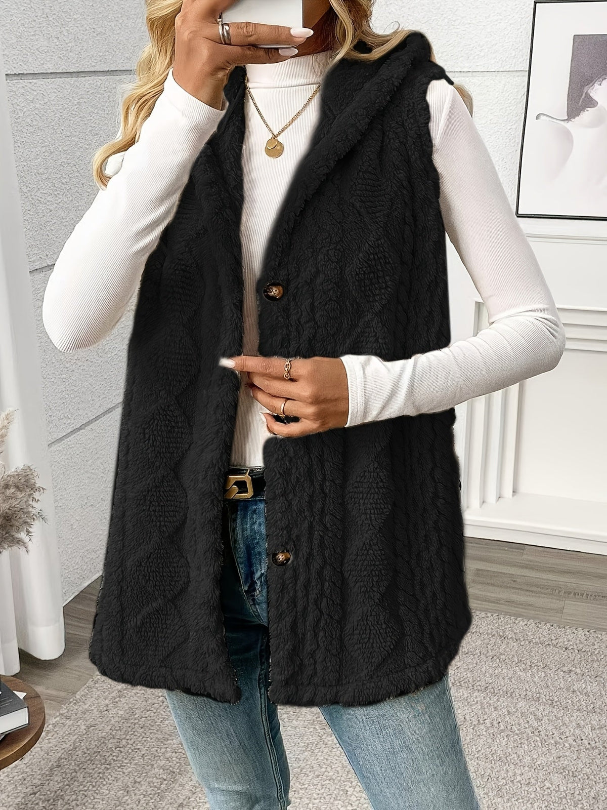 Lorenna | Cozy Hooded Sleeveless Vest – front view